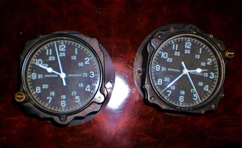 vintage aircraft clock 737 breitling wakman